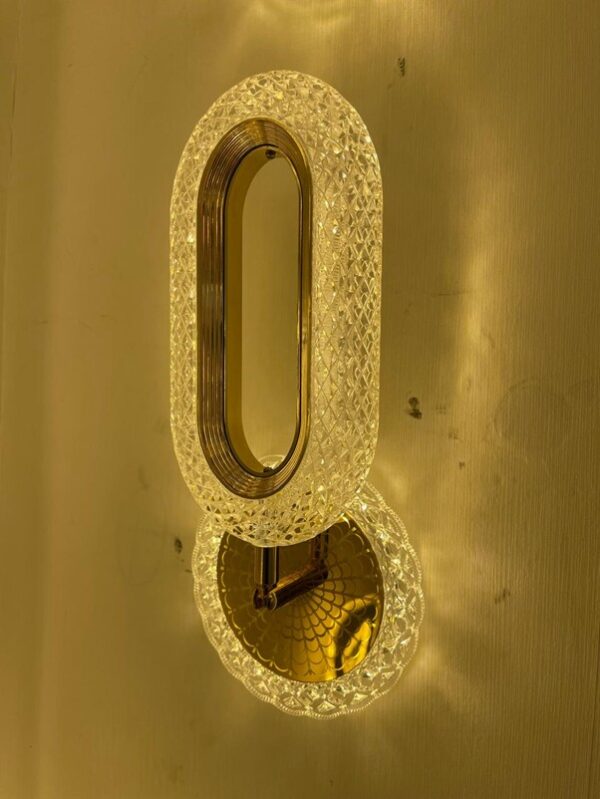 2210 WALL LIGHT