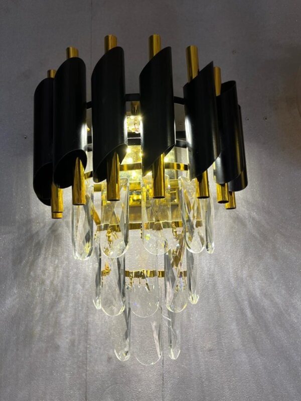 CH9015/1 WALL LIGHT