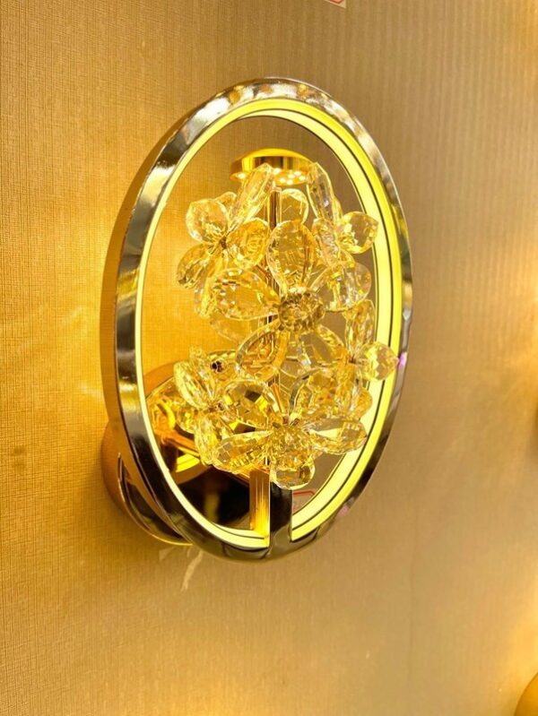 B71 WALL LIGHT
